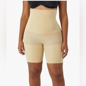 Maidenform Tummy, waist, rear & thigh targeting. 360 degree shaping.